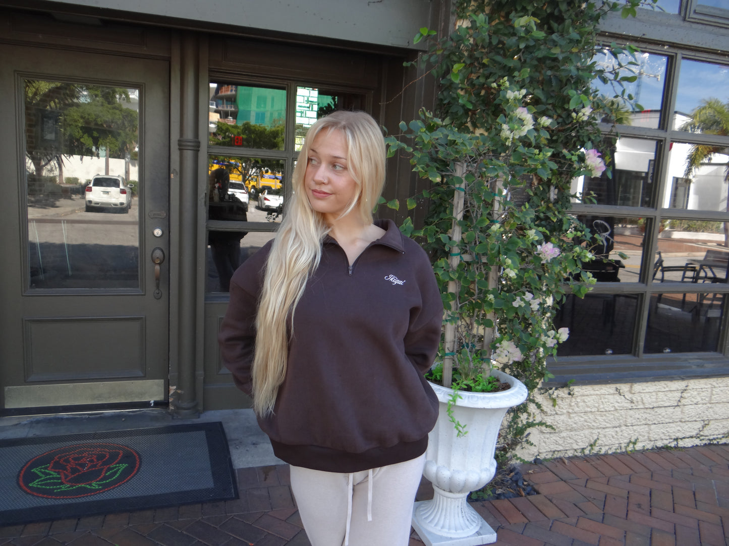 Women's Athleisure Quarter-Zip Jacket